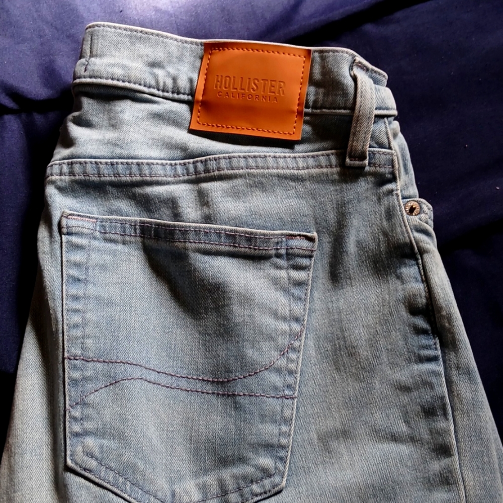 Hollister jeans